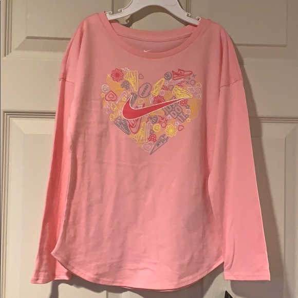 Brand new Nike long sleeve tee - Picture 4 of 6